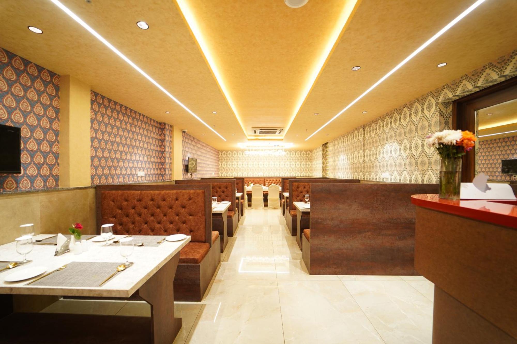 Hotel Ananta Sayana 부바네스 외부 사진