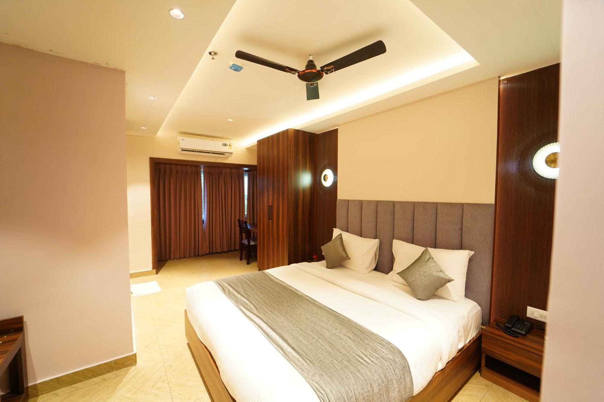 Hotel Ananta Sayana 부바네스 외부 사진