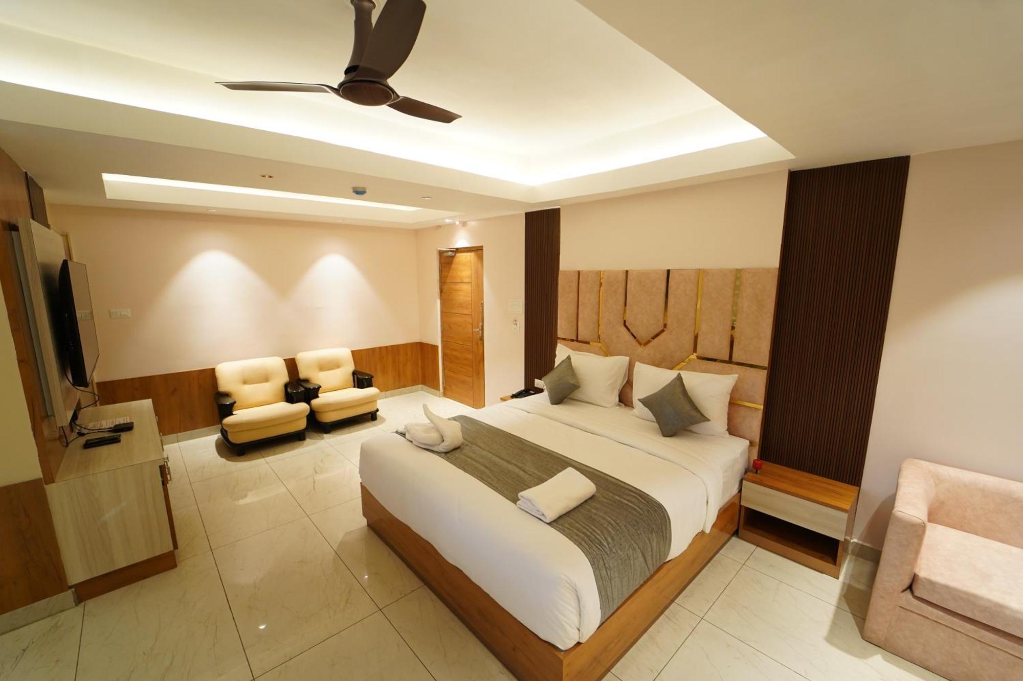 Hotel Ananta Sayana 부바네스 외부 사진