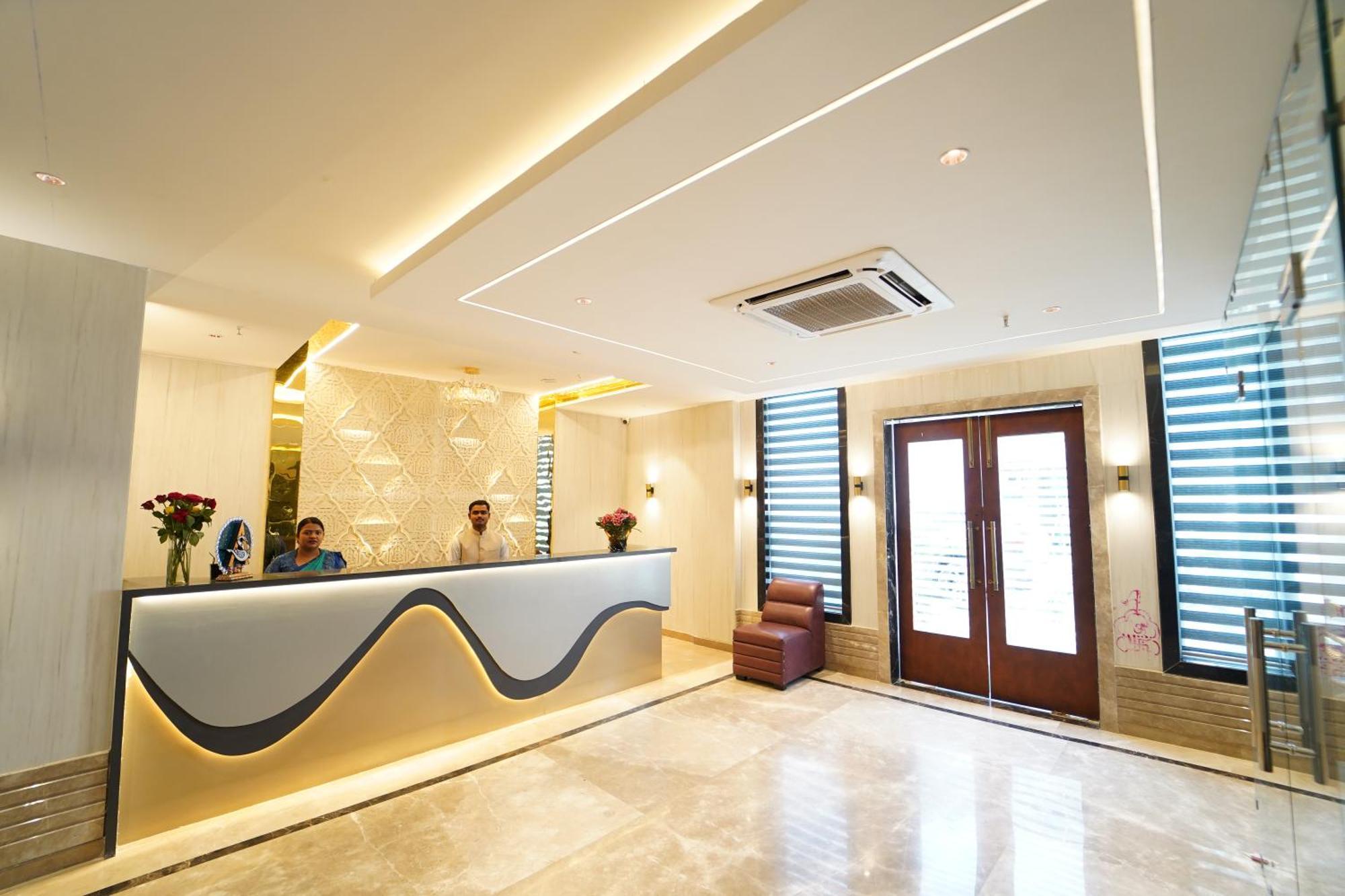 Hotel Ananta Sayana 부바네스 외부 사진